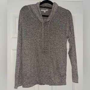 Green Envelope Pullover